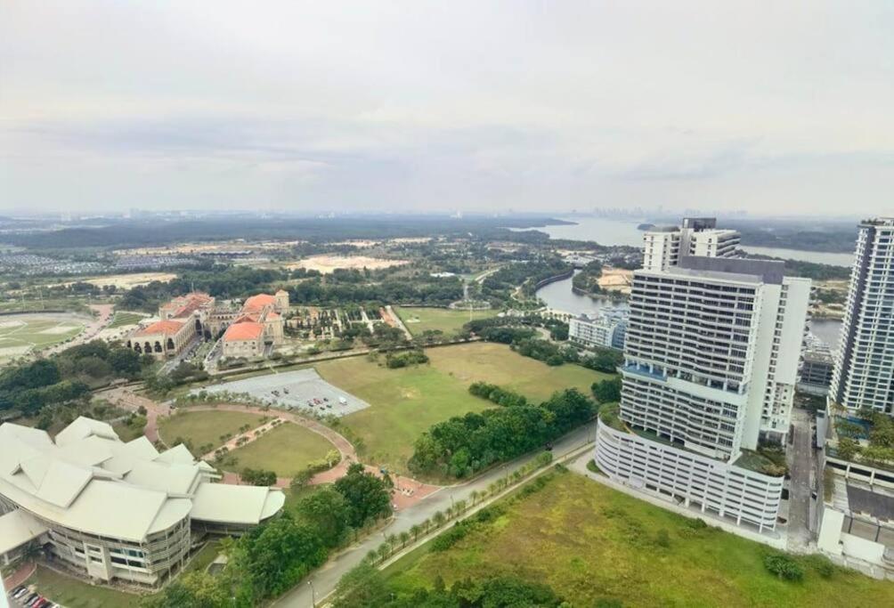 C0704 Almas Suite Seaview & Netflix Stay Nusajaya  Zewnętrze zdjęcie